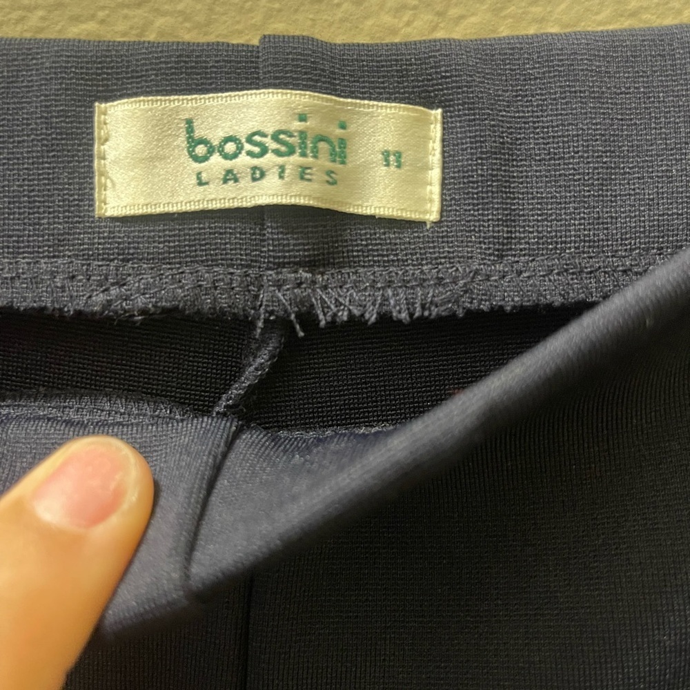 Elegant Women's Navy Trousers - Picture 2 of 3